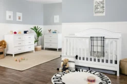 Davinci Charlie 3-Drawer Dresser -Children's Products M12823W Lifestyle 06 93780.1598503044