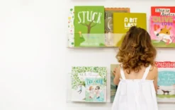 Ubabub Booksee Clear Acrylic Wall Bookshelf Set -Children's Products U0500 Lifestyle 03 63139.1545778831