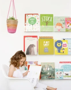 Ubabub Booksee Clear Acrylic Wall Bookshelf Set -Children's Products U0500 Lifestyle 04 90850.1545778830